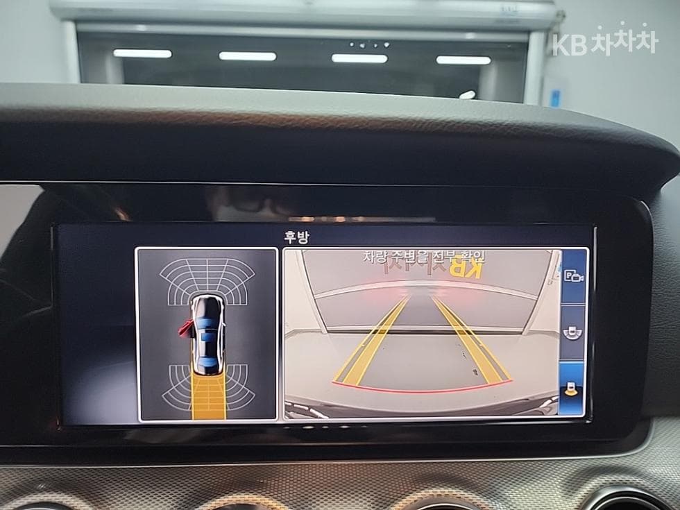 Mercedes-Benz E-Клас (W213)E300 Avantgarde - 16