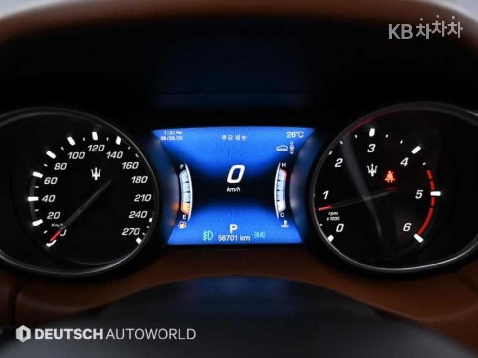 마세라티 르반떼3.0 Дизел AWD 그란스포츠 - 8