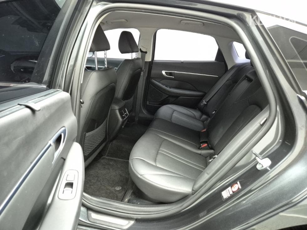 Hyundai Sonata Hybrid (DN8)2.0 Hybrid Premium 패밀리 - 12