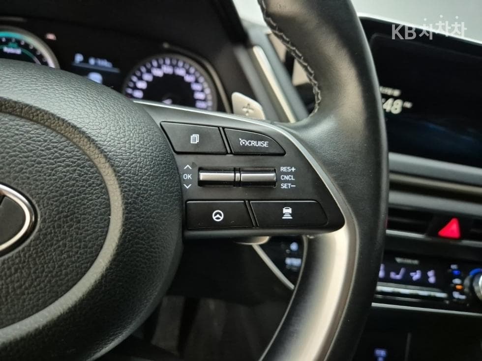 Hyundai Sonata Hybrid (DN8)2.0 Hybrid Premium 패밀리 - 15