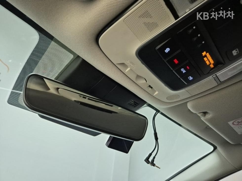 Hyundai Sonata Hybrid (DN8)2.0 Hybrid Premium 패밀리 - 16
