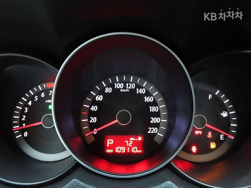 Kia Forte1.6 GDI Luxury - 8
