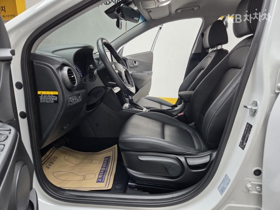 Хюндай Kona1.6 Турбо Modern초이스 - 15