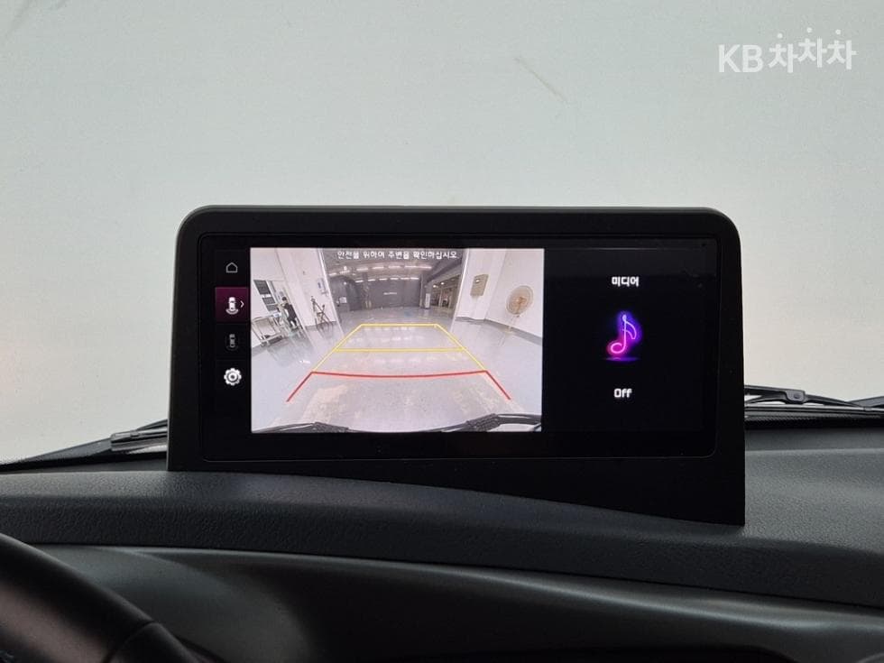 Киа The New (фейслифт) Бонго 3 (лек) EVBox Truck 1 тон 저상형 Королевска кабина Удължено междуосие Стандартен - 12