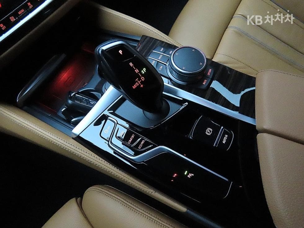 BMW 올Нов5 Серия (G30)520i M Sport - 9