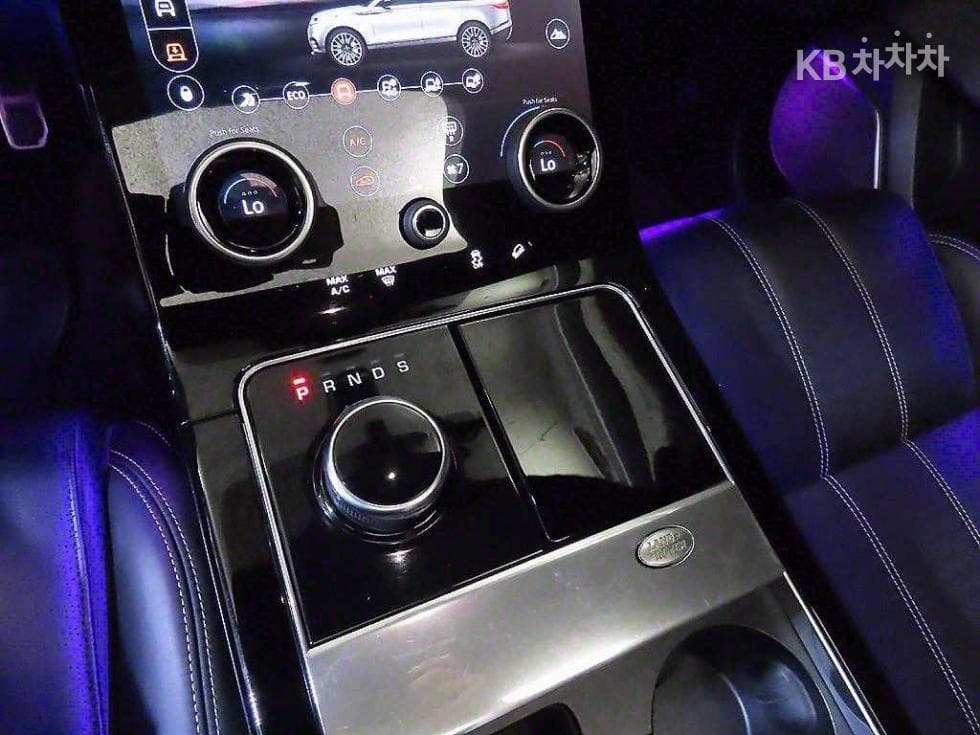 Land Rover Range Rover 벨라3.0 D300 R-Dynamic HSE - 12