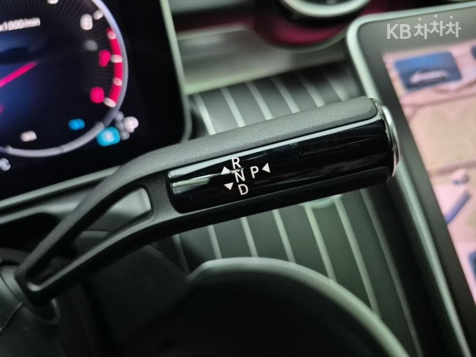 Mercedes-Benz C-Клас 6세대(W206)C300 4Matic Avantgarde - 8