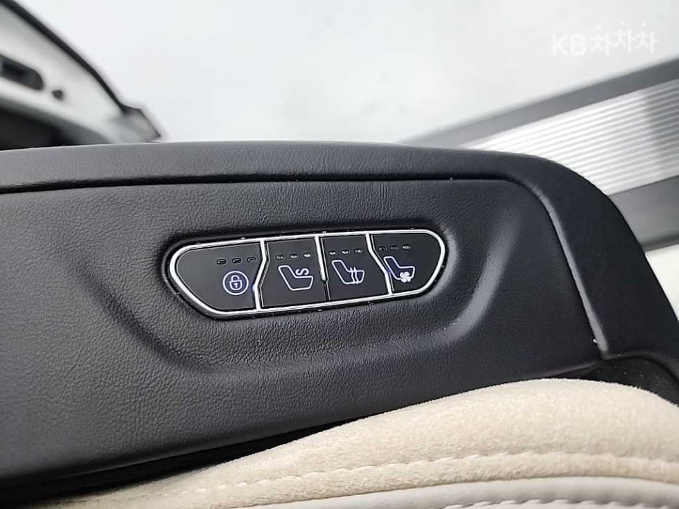 Киа The New (фейслифт) Канивал Хибрид 4-то поколениеВисок Лимузин (Канивал) 1.6 HEV 9-местен Signature - 14