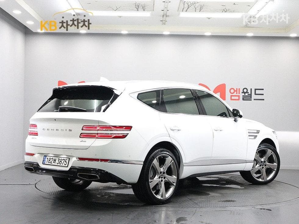 Genesis GV80 2.5 Turbo Gasoline AWD - Image 3