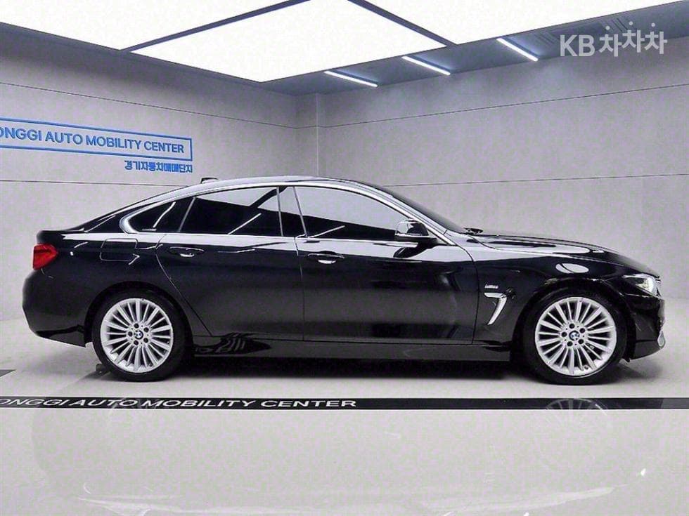 BMW 4시리즈 (F32)420i 그란Купе Лукс 라Местен F36 - 2