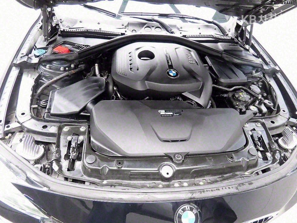 BMW 4시리즈 (F32)420i 그란Купе Лукс 라Местен F36 - 19