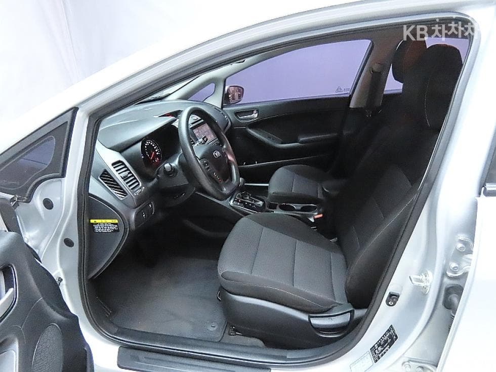Киа The New (фейслифт) K31.6 Бензин Deluxe - 10