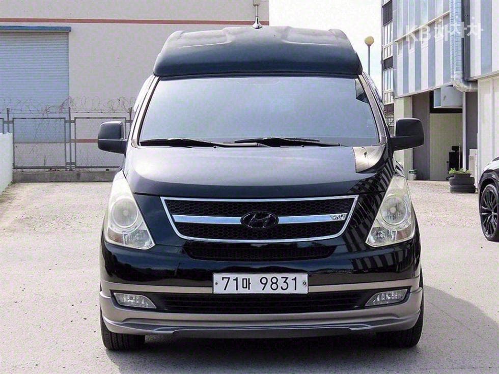 Хюндай Гранд Старекс11-местен Лимузин Модерн Специал