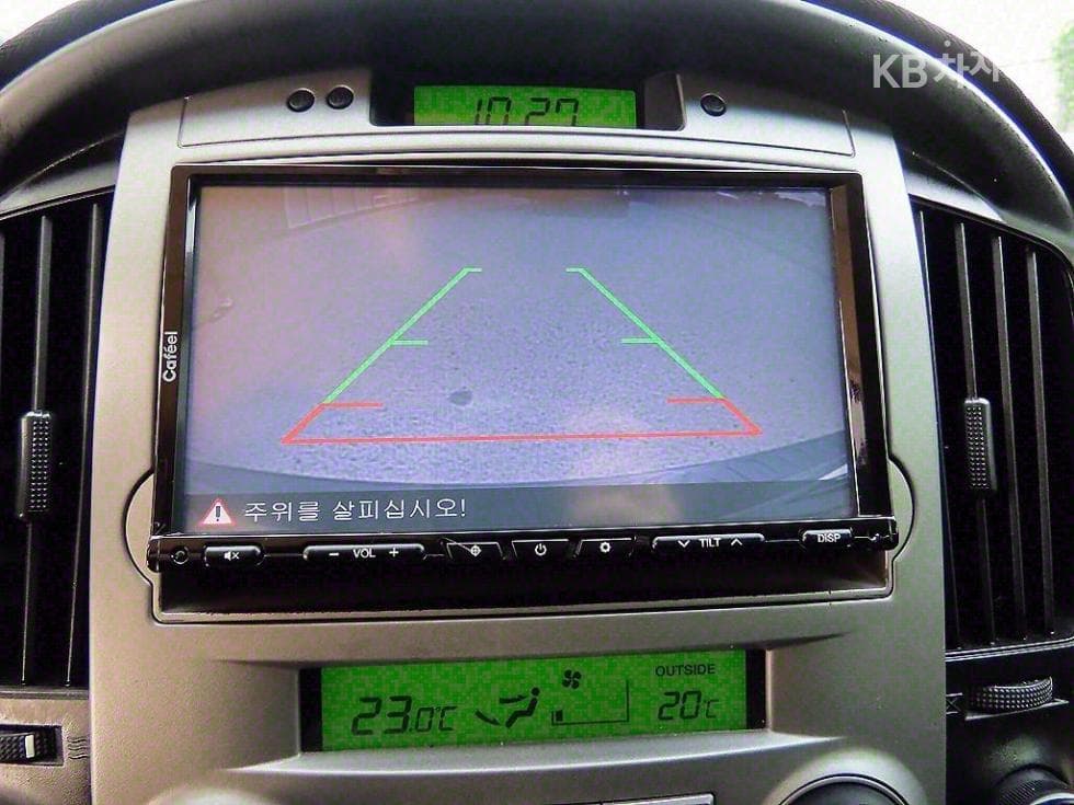 Хюндай Гранд Старекс11-местен Лимузин Модерн Специал - 14