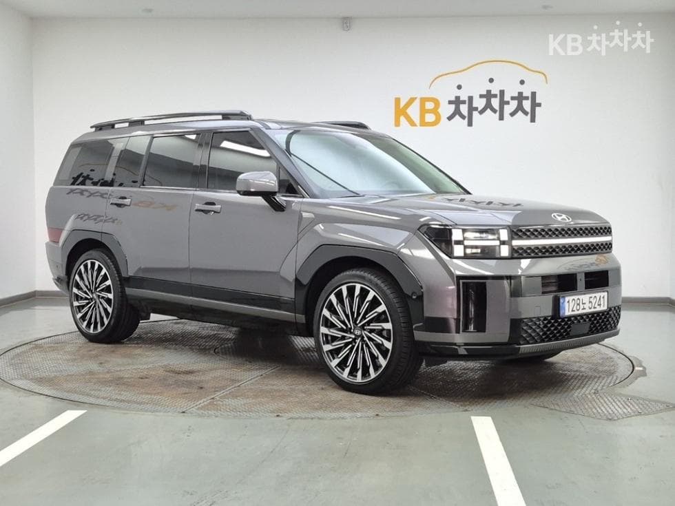 Hyundai The All New Santa Fe MX5Gasoline 2.5T 2WD Calligraphy - 2