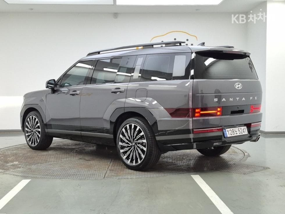 Hyundai The All New Santa Fe MX5Gasoline 2.5T 2WD Calligraphy - 3