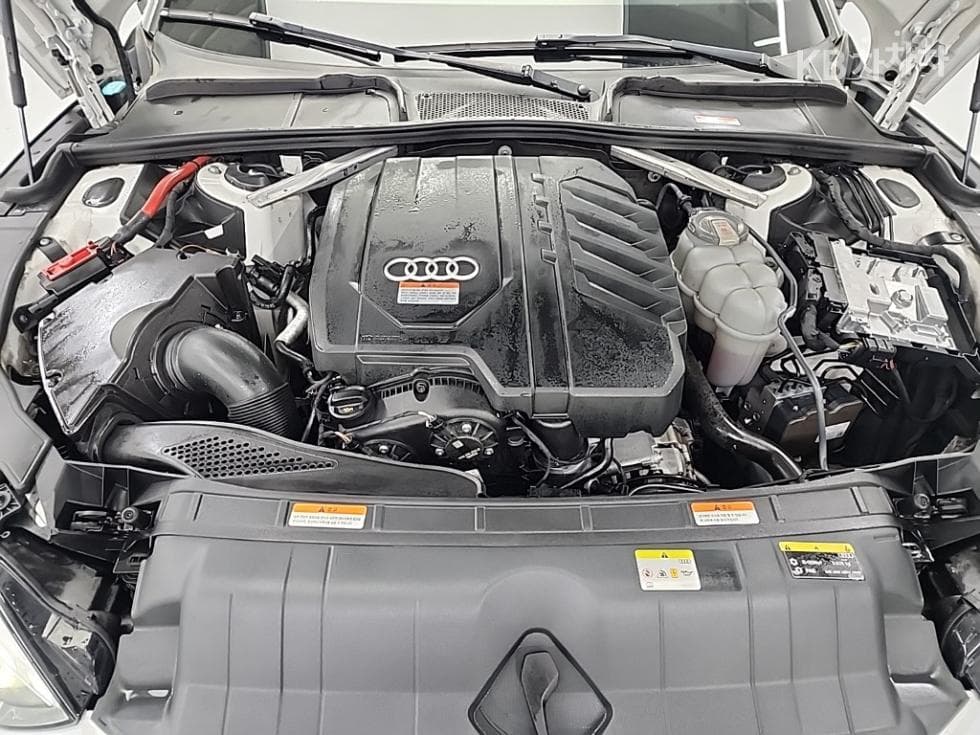 Audi A5(8W6)45 TFSI Quattro Sportback Premium - 5