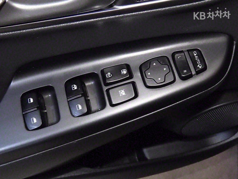 (01L4664)Hyundai Kona ElectricModern - 13