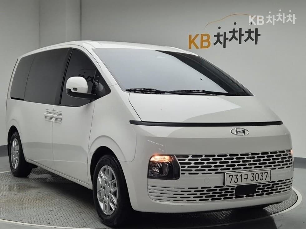 Hyundai Staria2.2 Tourer 11 Modern - 4