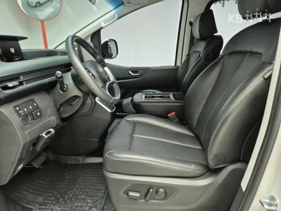 Hyundai Staria2.2 Tourer 11 Modern - 11