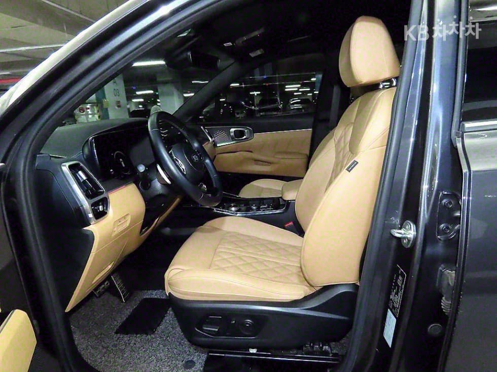 Киа Sorento 4-то поколение2.2 Дизел 4x4 Signature - 6