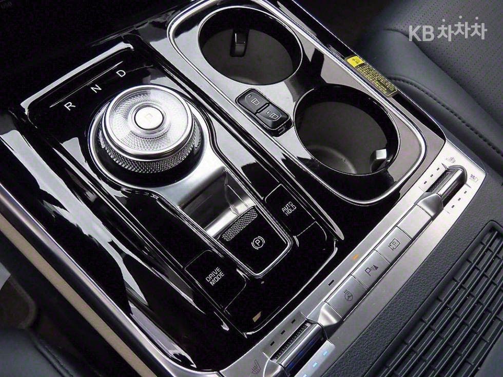 Киа Канивал 4-то поколениеВисок Лимузин (Канивал) G3.5 GDI 9-местен Signature - 11