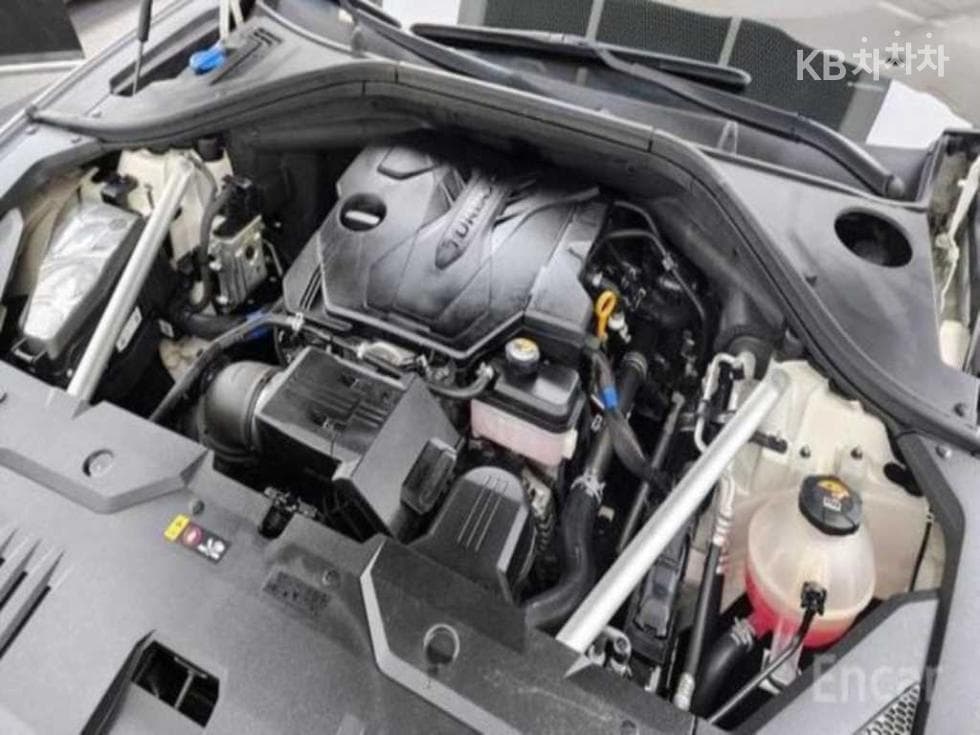 Дженезис GV70Бензин 2.5T 2WD - 19