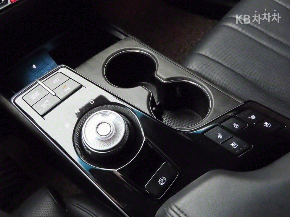 Киа K83.5 LPG Рент-а-кар Престиж - 10