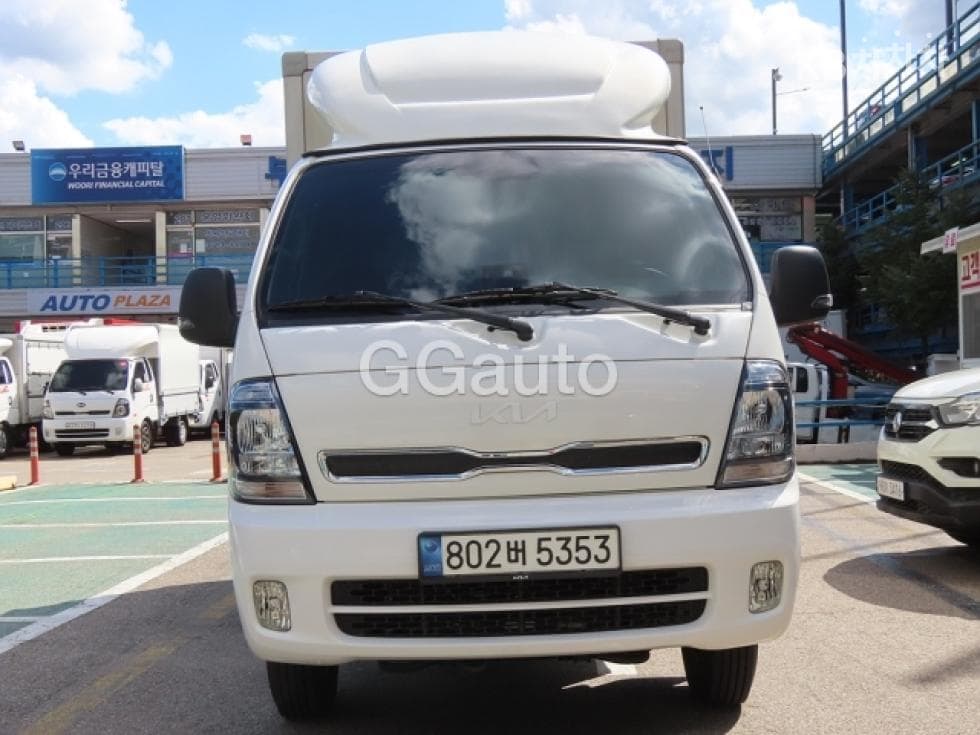 Киа The New (фейслифт) Бонго 3 (лек)Box Truck 1.2Тон Plus형 Королевска кабина Удължено междуосие GL - 3