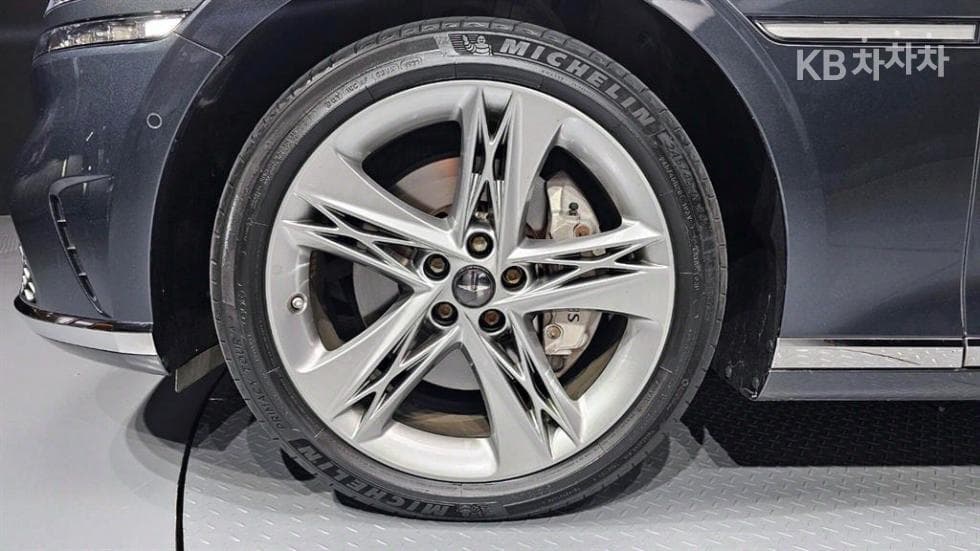 Дженезис G90(RS4)3.5T AWD Стандартен - 5