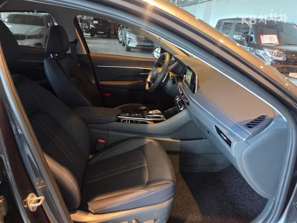 Хюндай Соната (DN8)1.6 T Premium Plus - 11