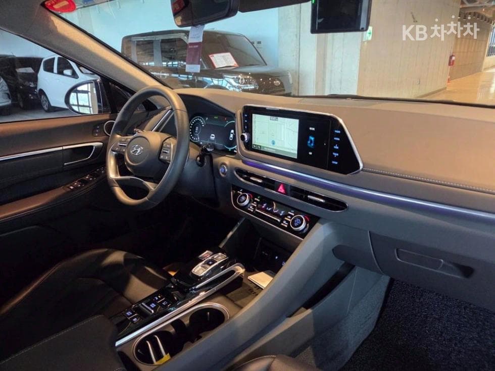 Хюндай Соната (DN8)1.6 T Premium Plus - 12