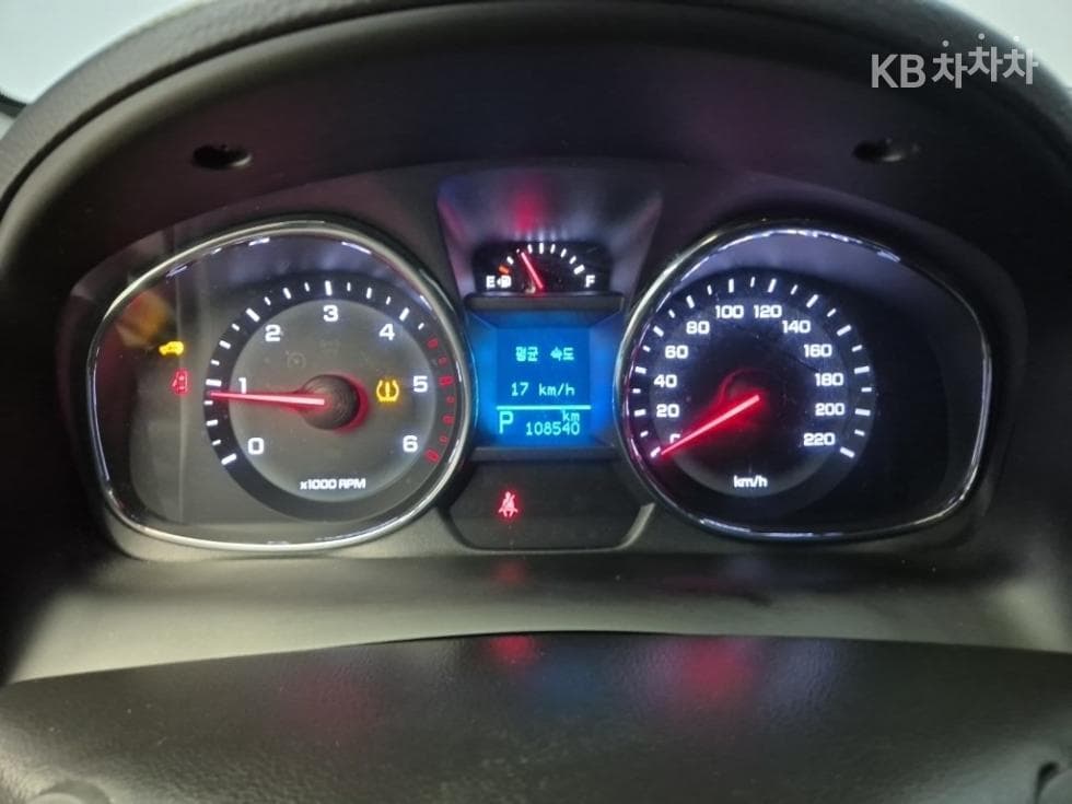 Джи Ем Корея Chevrolet Captiva2WD LT 5-местен - 6