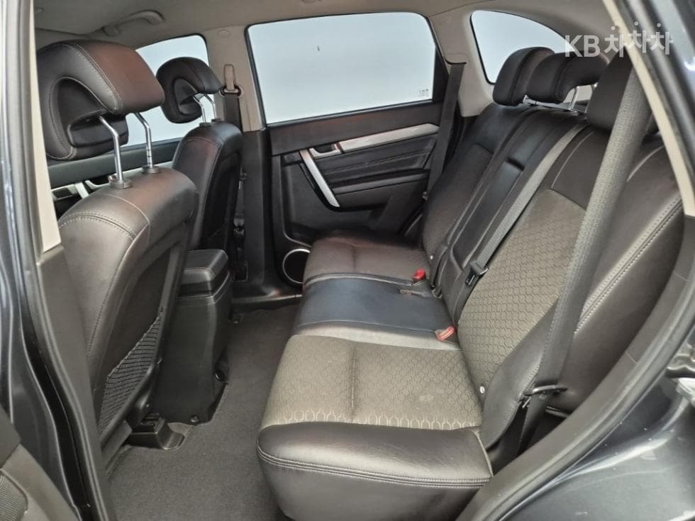 Джи Ем Корея Chevrolet Captiva2WD LT 5-местен - 12