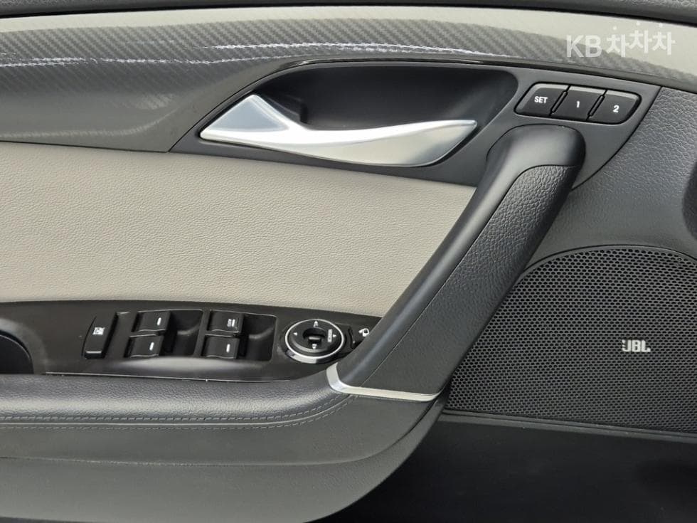 Хюндай The New (фейслифт) i40 Saloon1.7 VGT 디 스펙 - 19