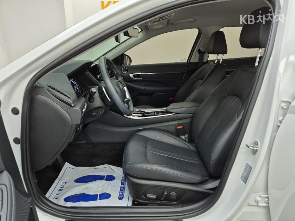 Хюндай Соната (DN8)1.6 T Premium Plus - 11