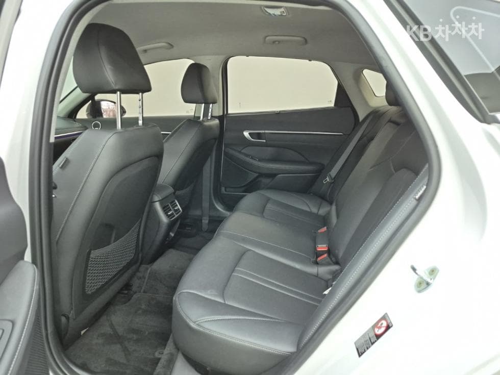 Хюндай Соната (DN8)1.6 T Premium Plus - 12