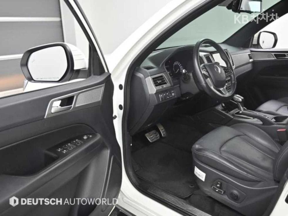 КейДжи Мобилити Rexton Sports Khan2.2 Дизел 4x4 Професионален X - 10