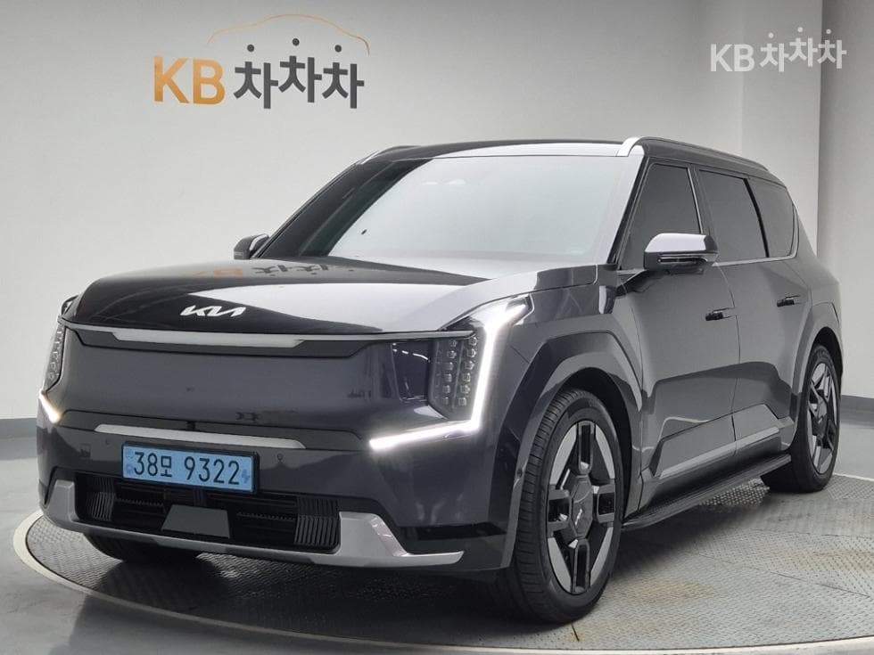 Киа EV9 AWD 어스 - Image 1