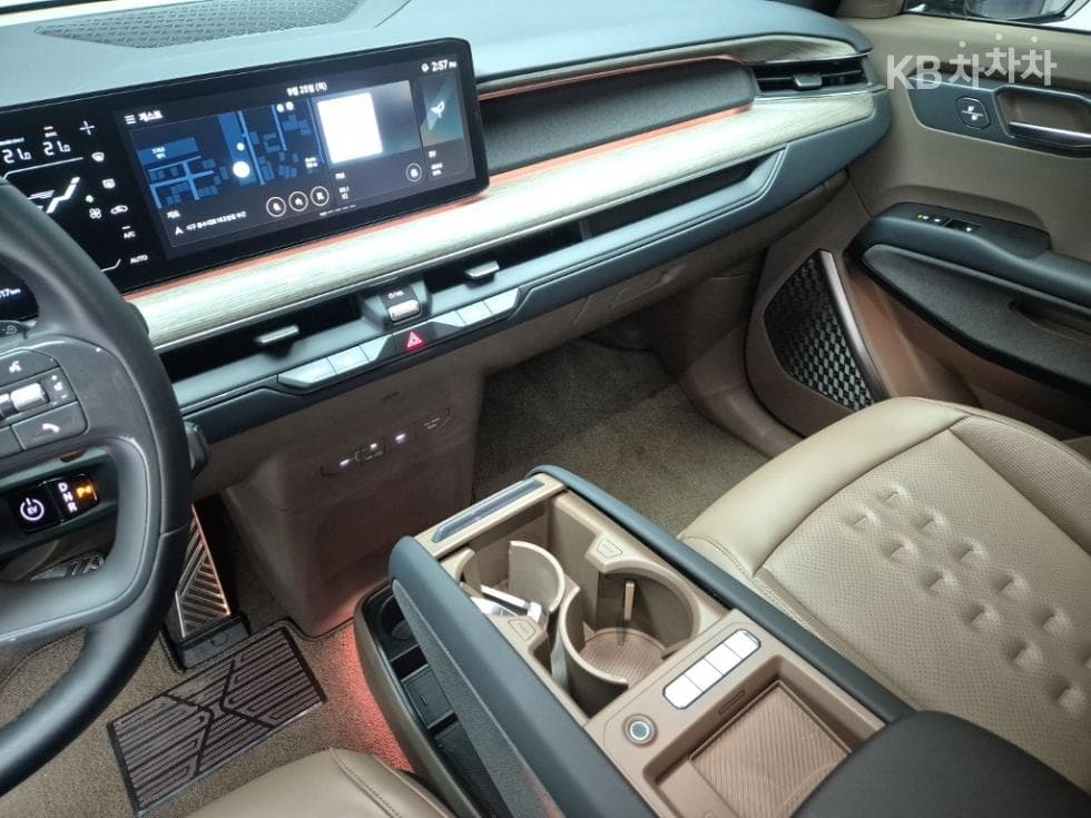 Киа EV9AWD 어스 - 10