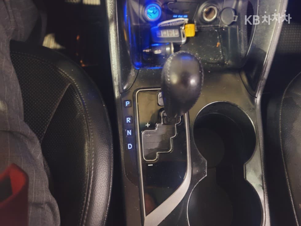 Хюндай ТуксонixДизел 2WD LX20 Лукс - 10