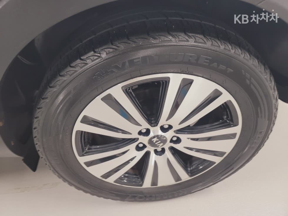 Киа The New (фейслифт) Sportage RДизел 2WD Тренди - 21