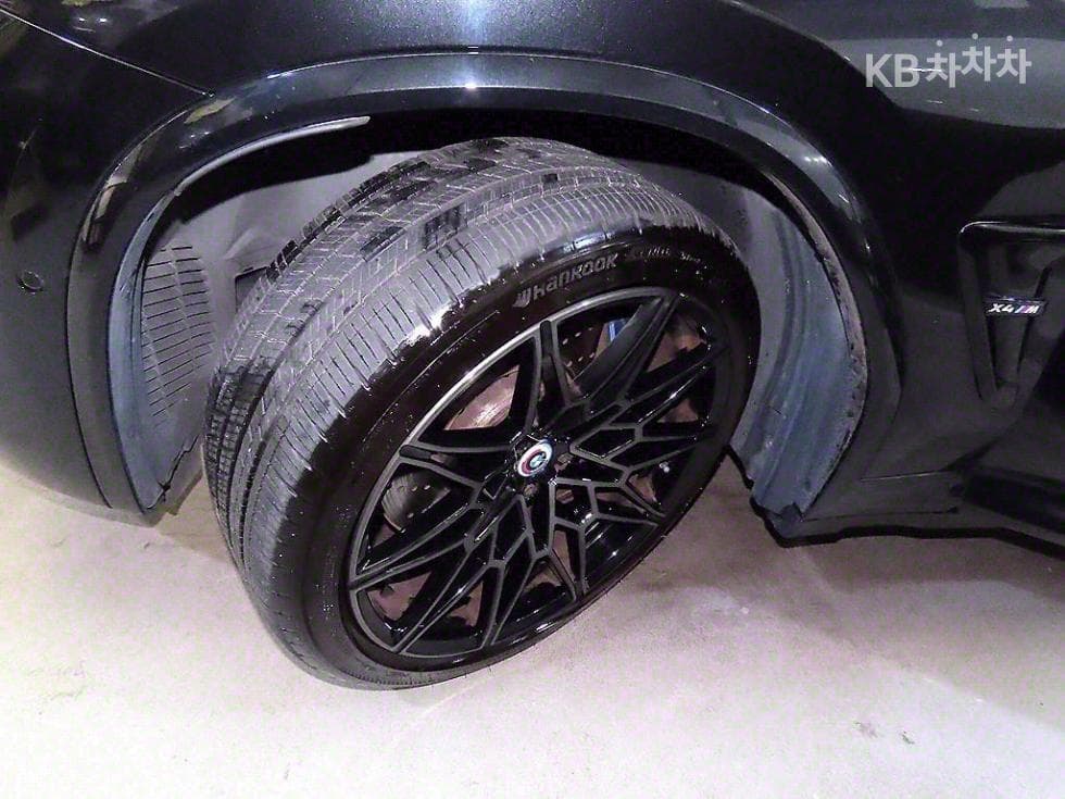 BMW M시리즈X4 M Competition - 20
