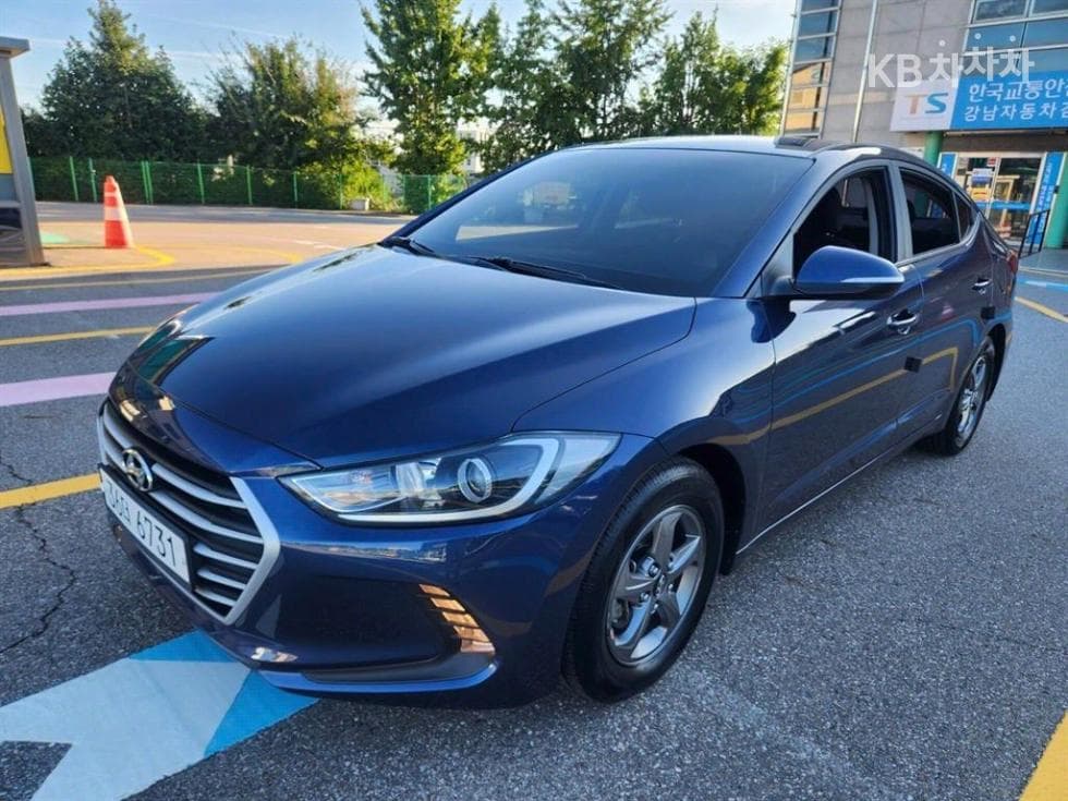 Хюндай Avante (Elantra)AD 1.6 e-VGT Стил - Image 1