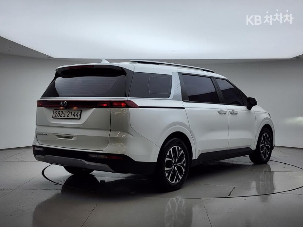 Киа The New (фейслифт) Канивал 4-то поколениеD2.2 9-местен Престиж - 3