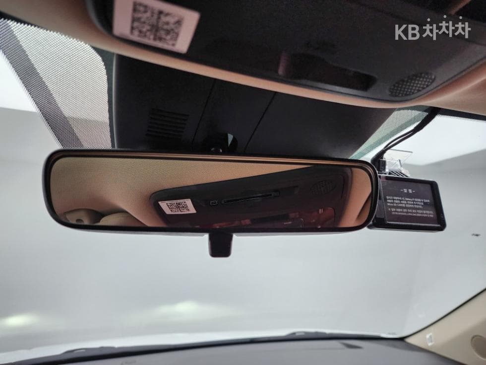 Киа The New (фейслифт) Канивал 4-то поколениеD2.2 9-местен Престиж - 10