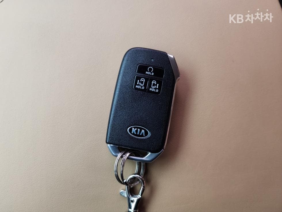 Киа The New (фейслифт) Канивал 4-то поколениеD2.2 9-местен Престиж - 12