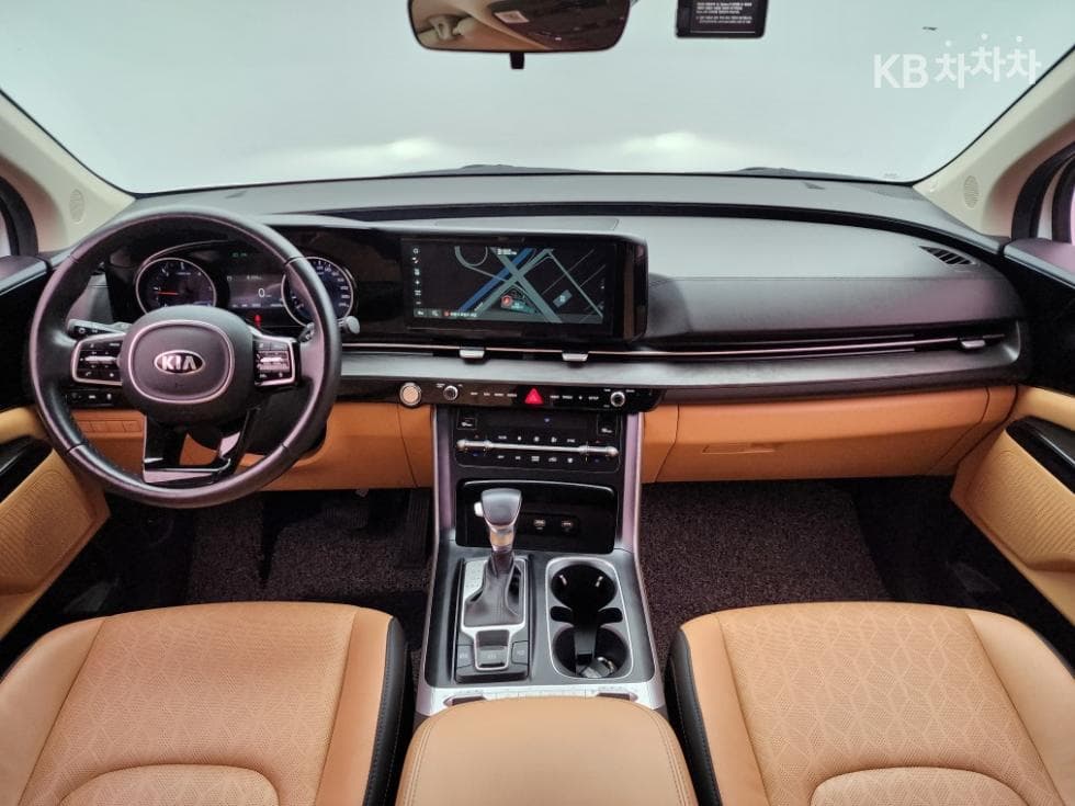 Киа The New (фейслифт) Канивал 4-то поколениеD2.2 9-местен Престиж - 19