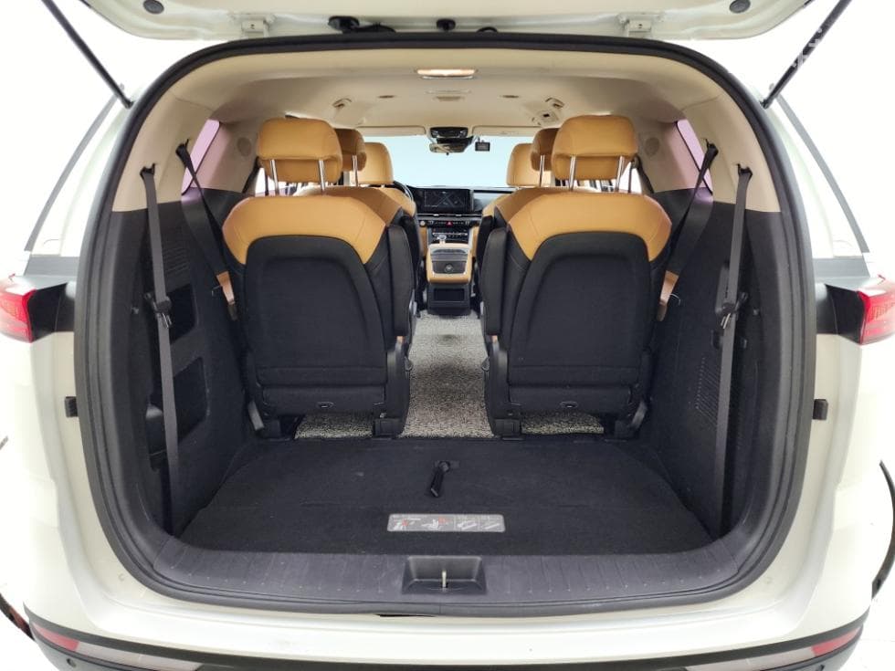 Киа The New (фейслифт) Канивал 4-то поколениеD2.2 9-местен Престиж - 21