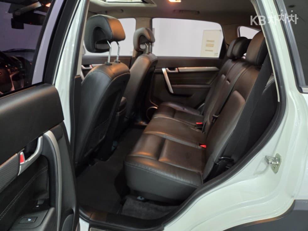 Джи Ем Корея 신형 Captiva2.0 LT Deluxe Pack 5-местен - 7